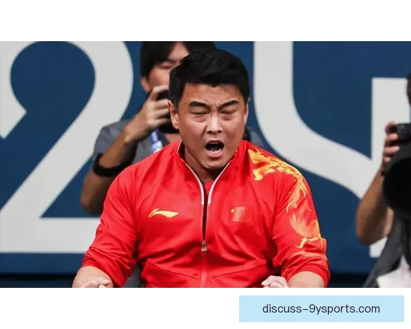 国足迎来新赛季关键战绩 教练战术调整引球迷热议